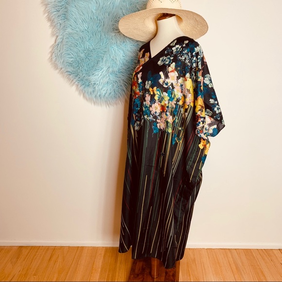 SOLD Vtg 70 RARE Butterfly Caftan Maxi Dress S M L - Picture 5 of 7